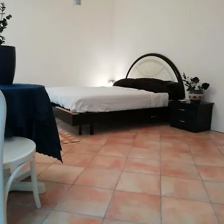 Casa Indipendente Con Giardino 度假居 利多尔德纳西奥尼