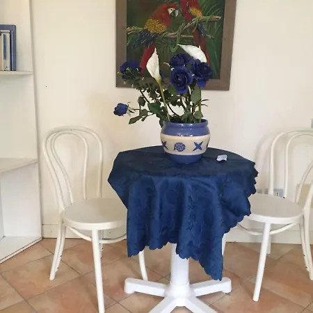 Сasa de vacaciones Casa Indipendente Con Giardino Lido delle Nazioni